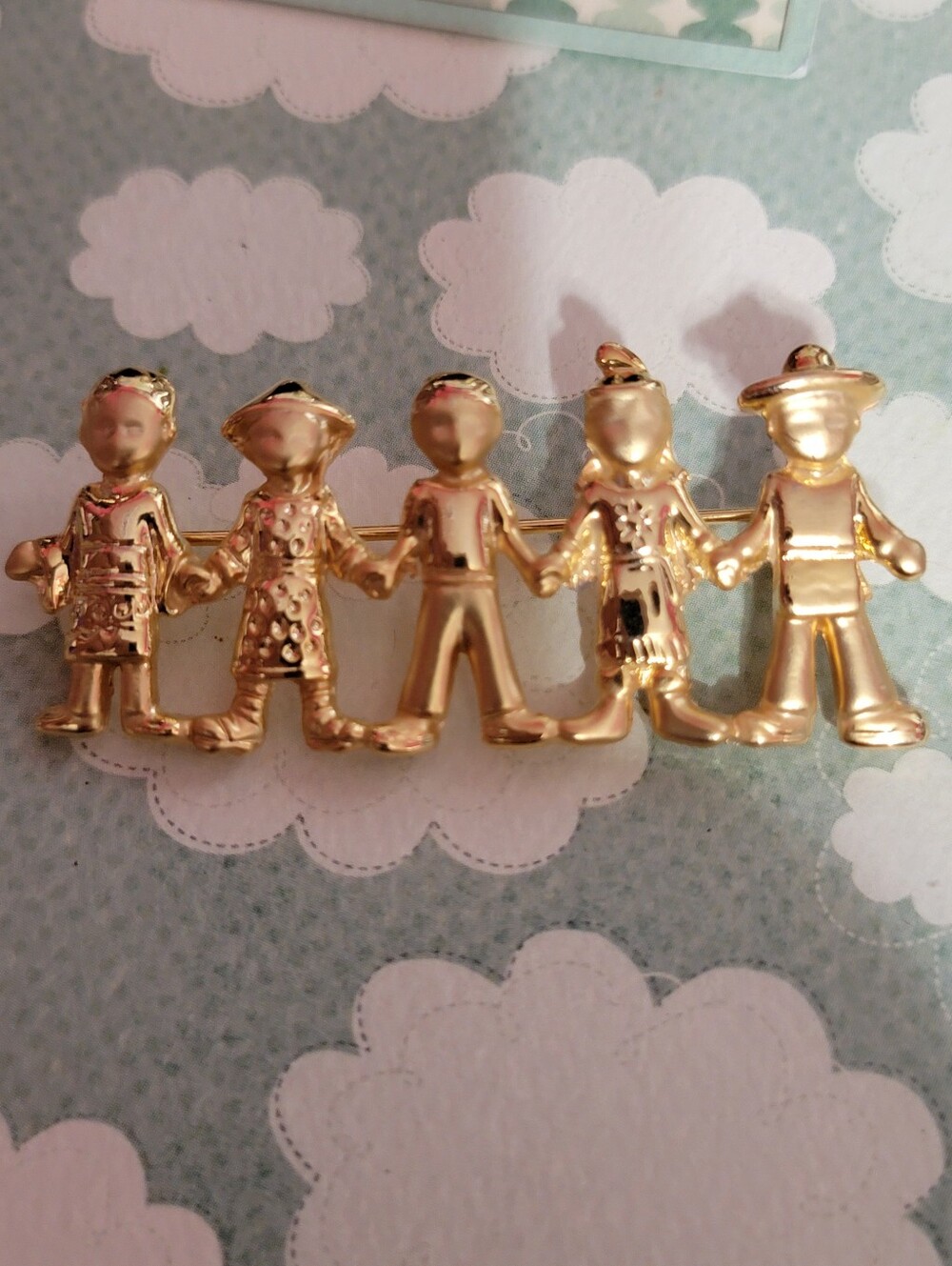 AJC People Around The World Holding Hands "Unity" Pin Brooch